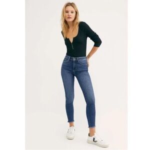 Free People We the Free Raw High Rise Jegging denim jeans 24